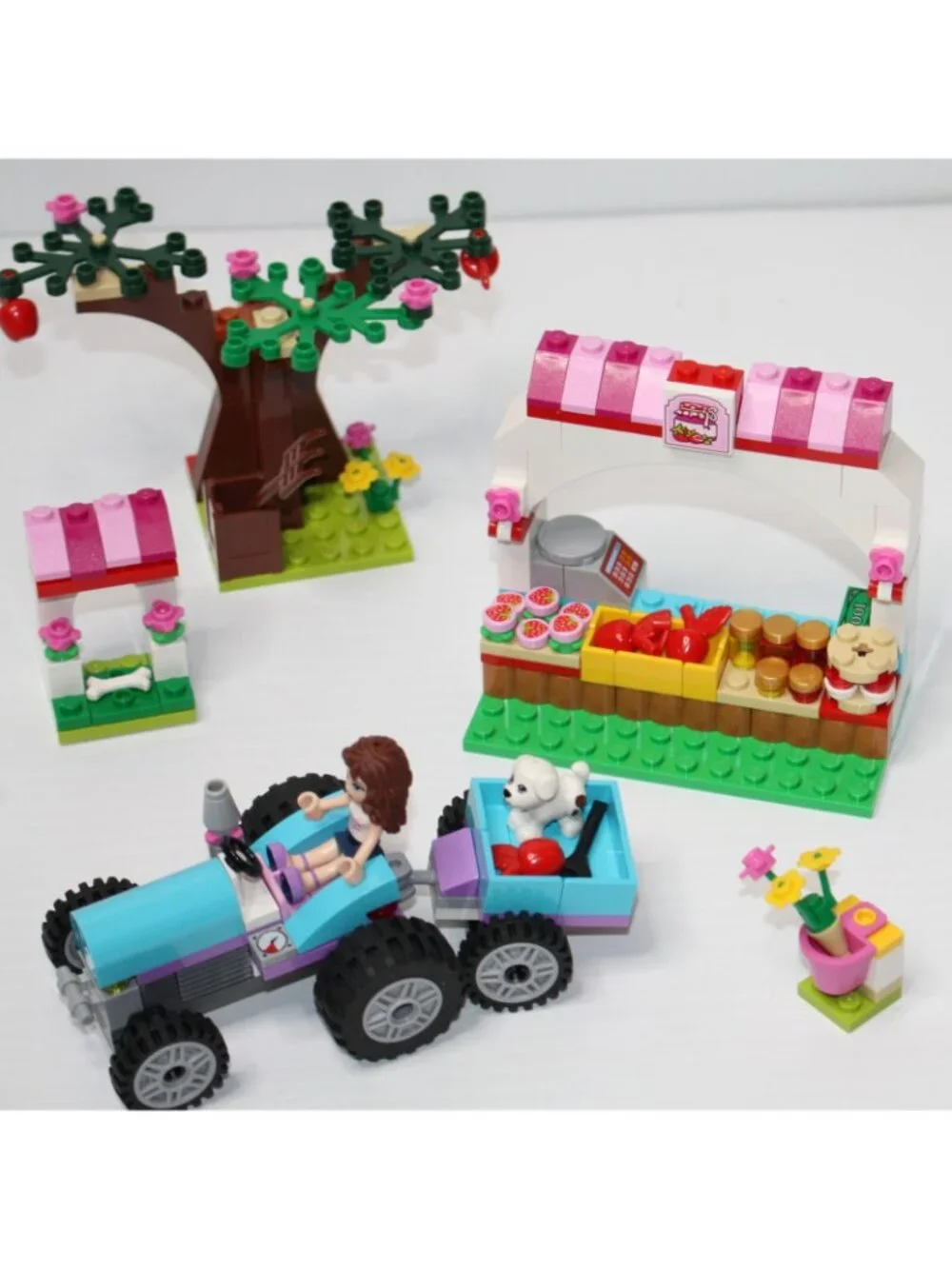 Lego Friends Sunshine Harvest Complete Set 41026 with Instructions but NO Box